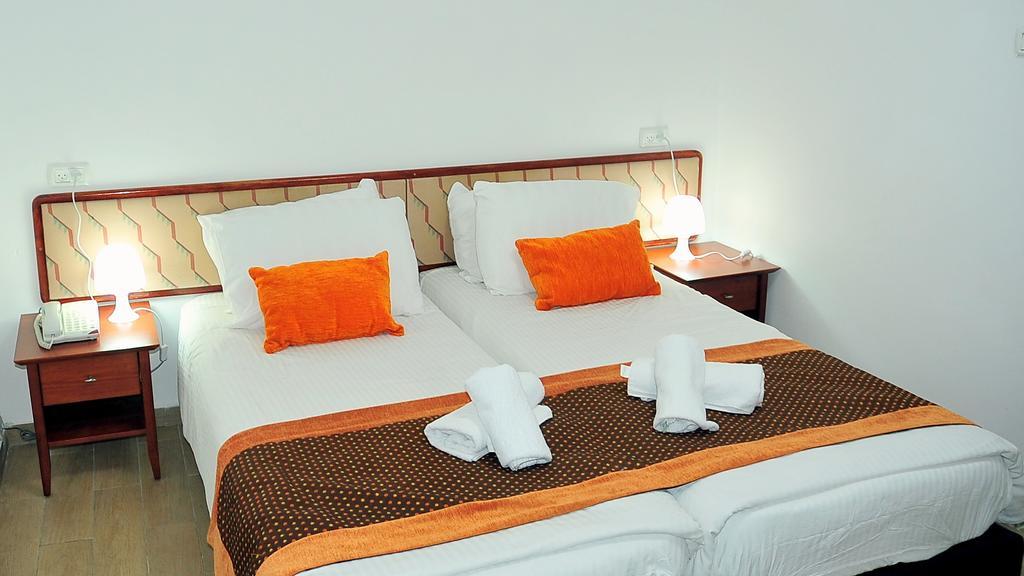 Glatt Eden Hotel Тверия Экстерьер фото